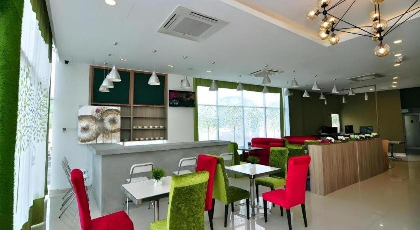 Le Garden Hotel Kota Kemuning Shah Alam Exterior photo